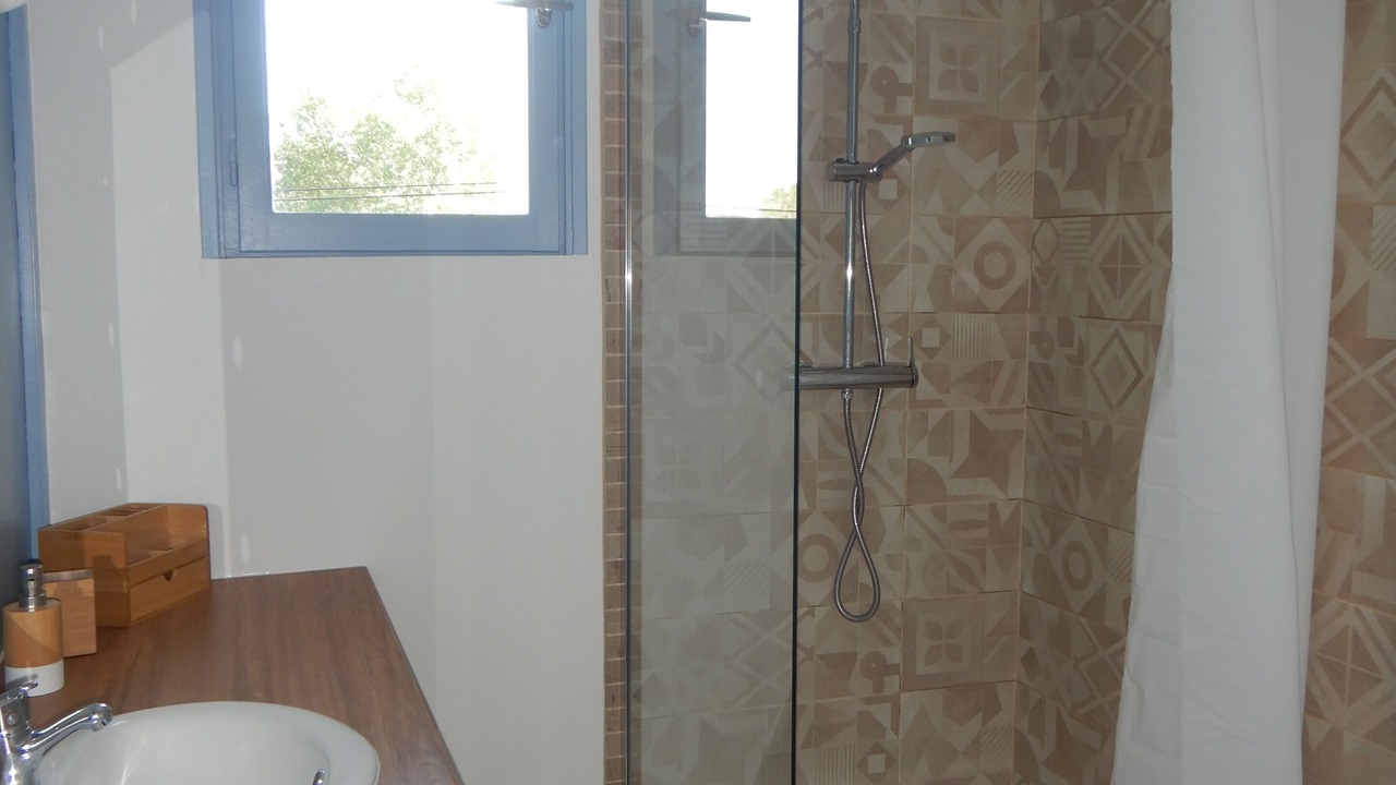 Photo of Bathroom in Saint-Julien-de-Peyrolas