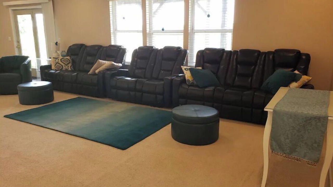 Photo of Livingroom in Bolingbrook