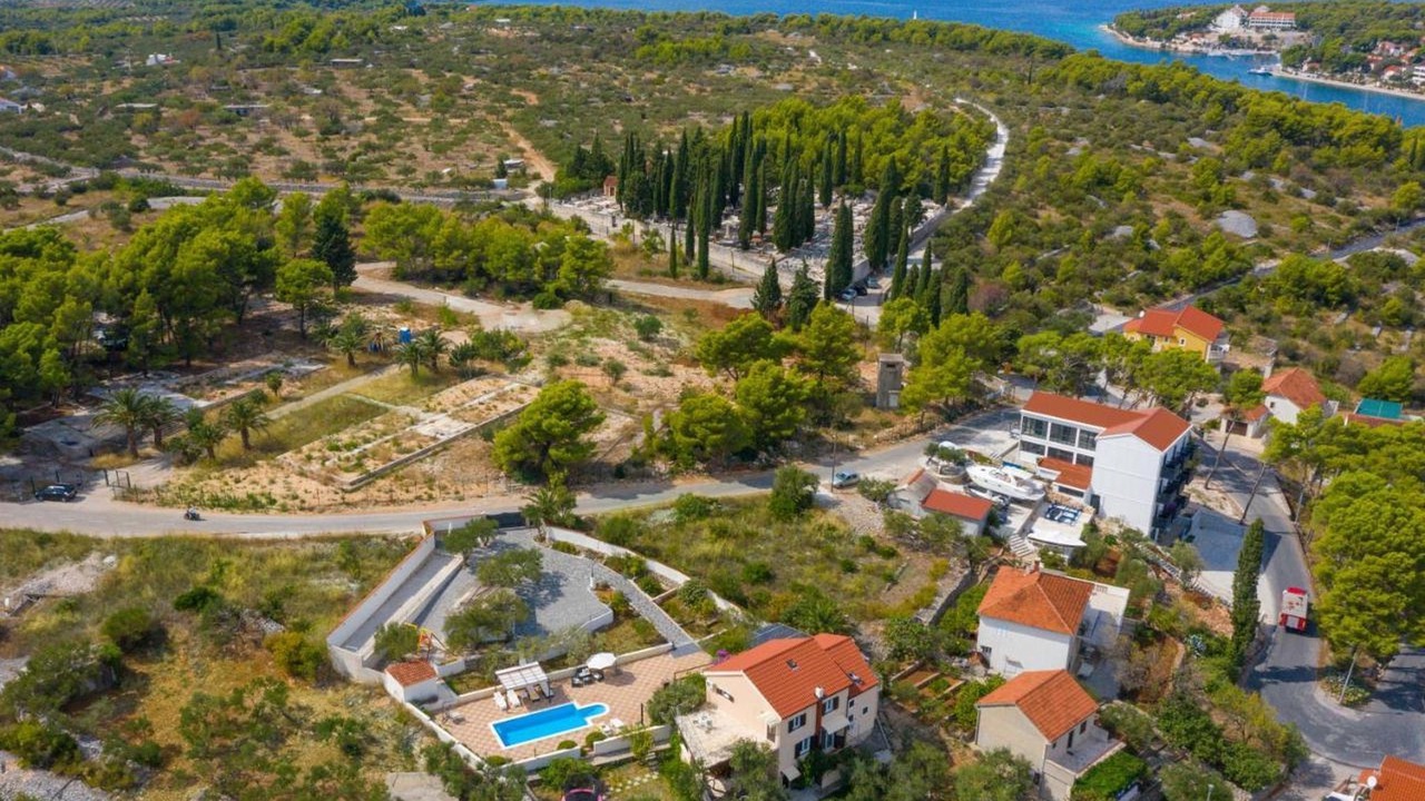 Photo of Outdoor in Milna (Brac)