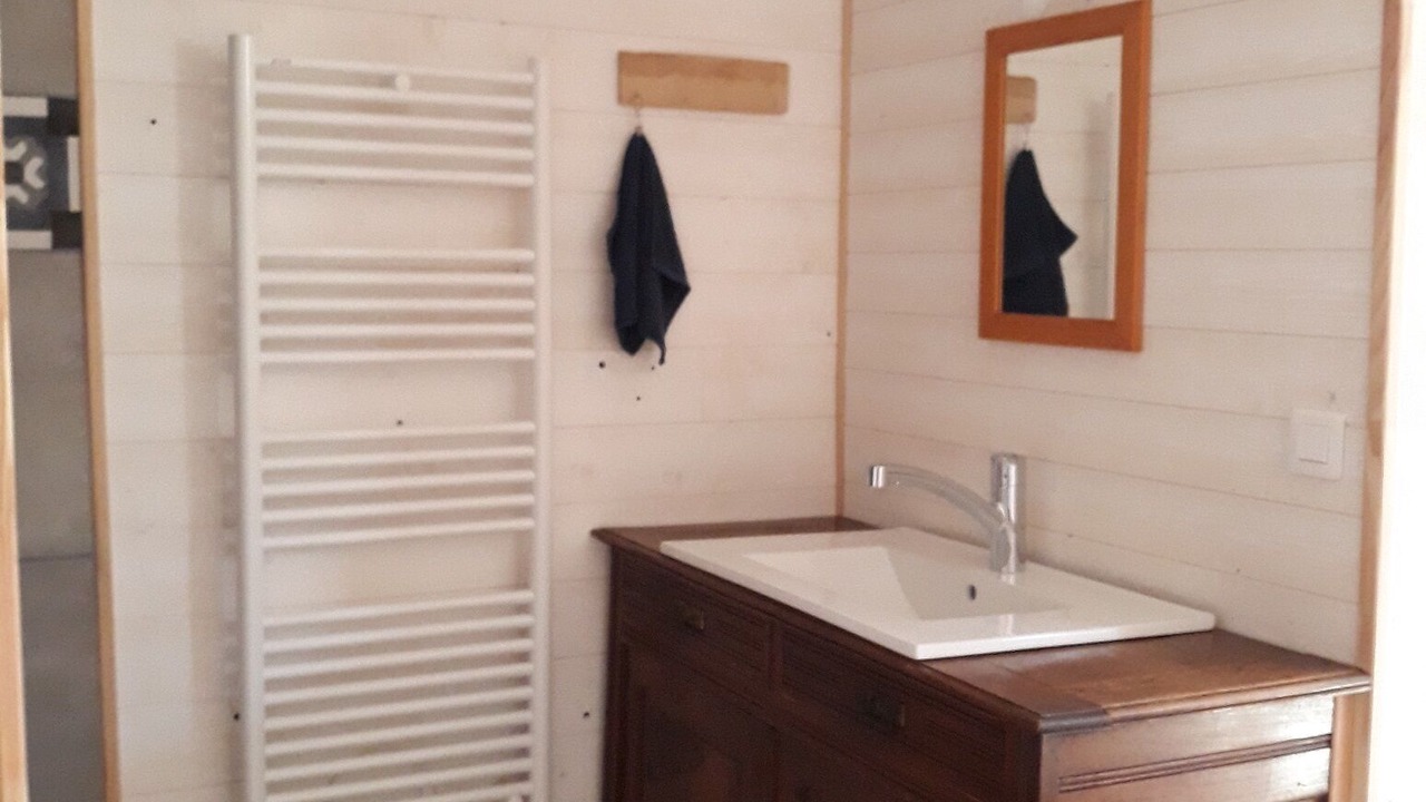 Photo of Bathroom in Saint-Dolay