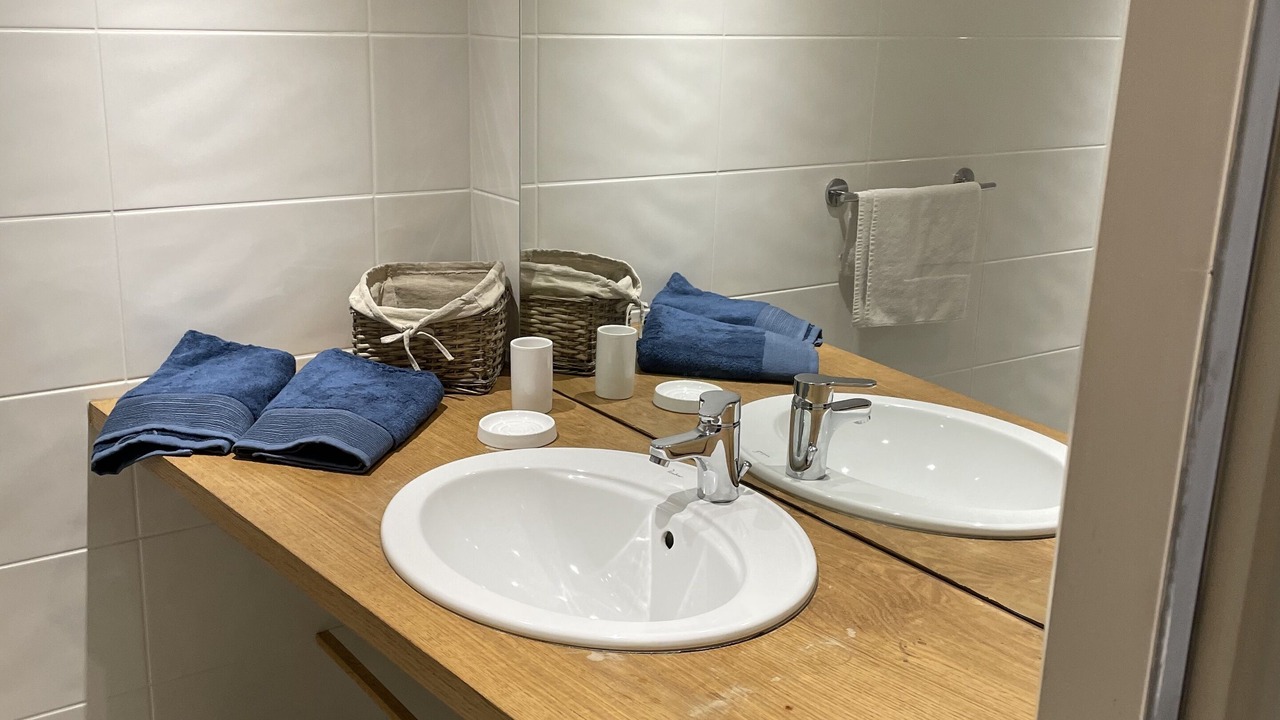 Photo of Bathroom in Camboulit