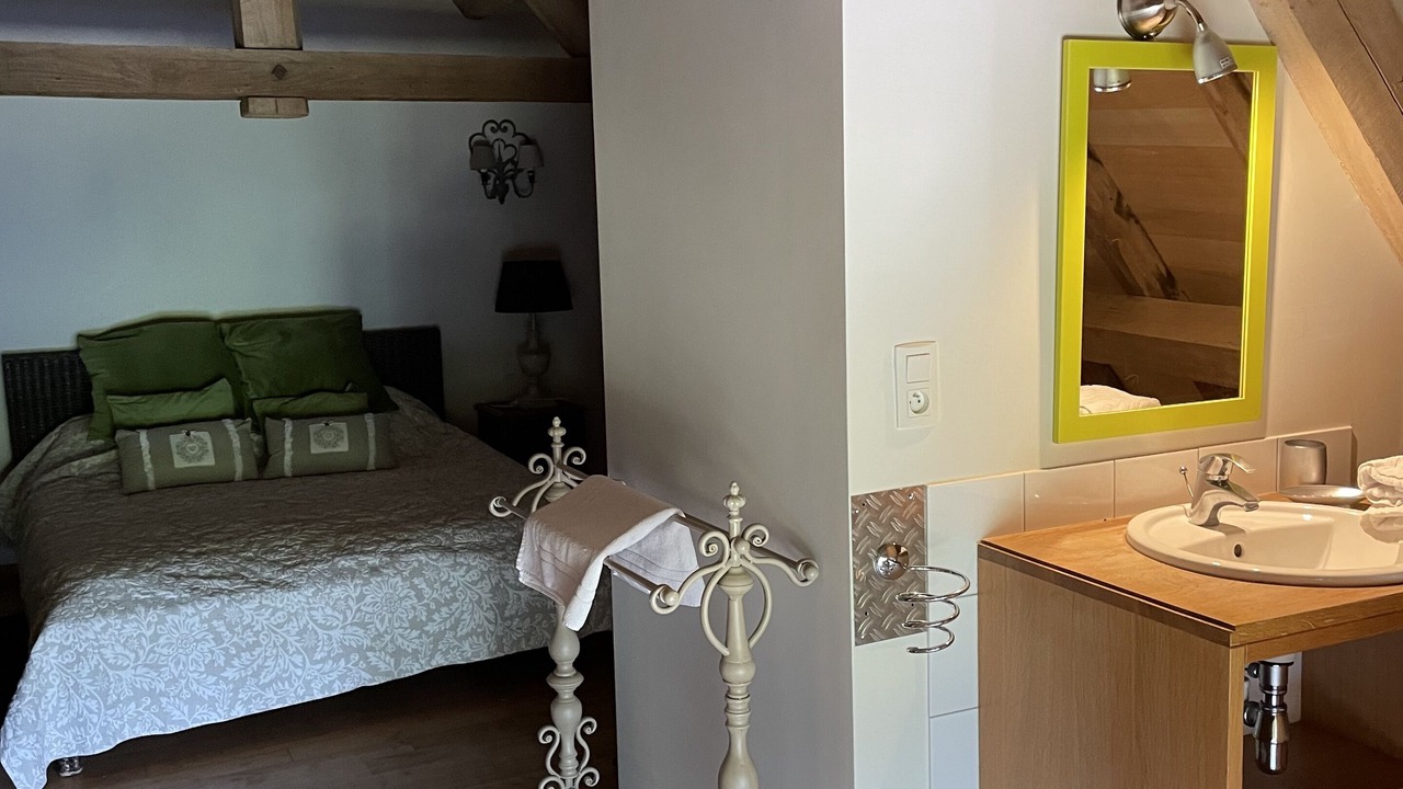 Photo of Bedroom in Camboulit