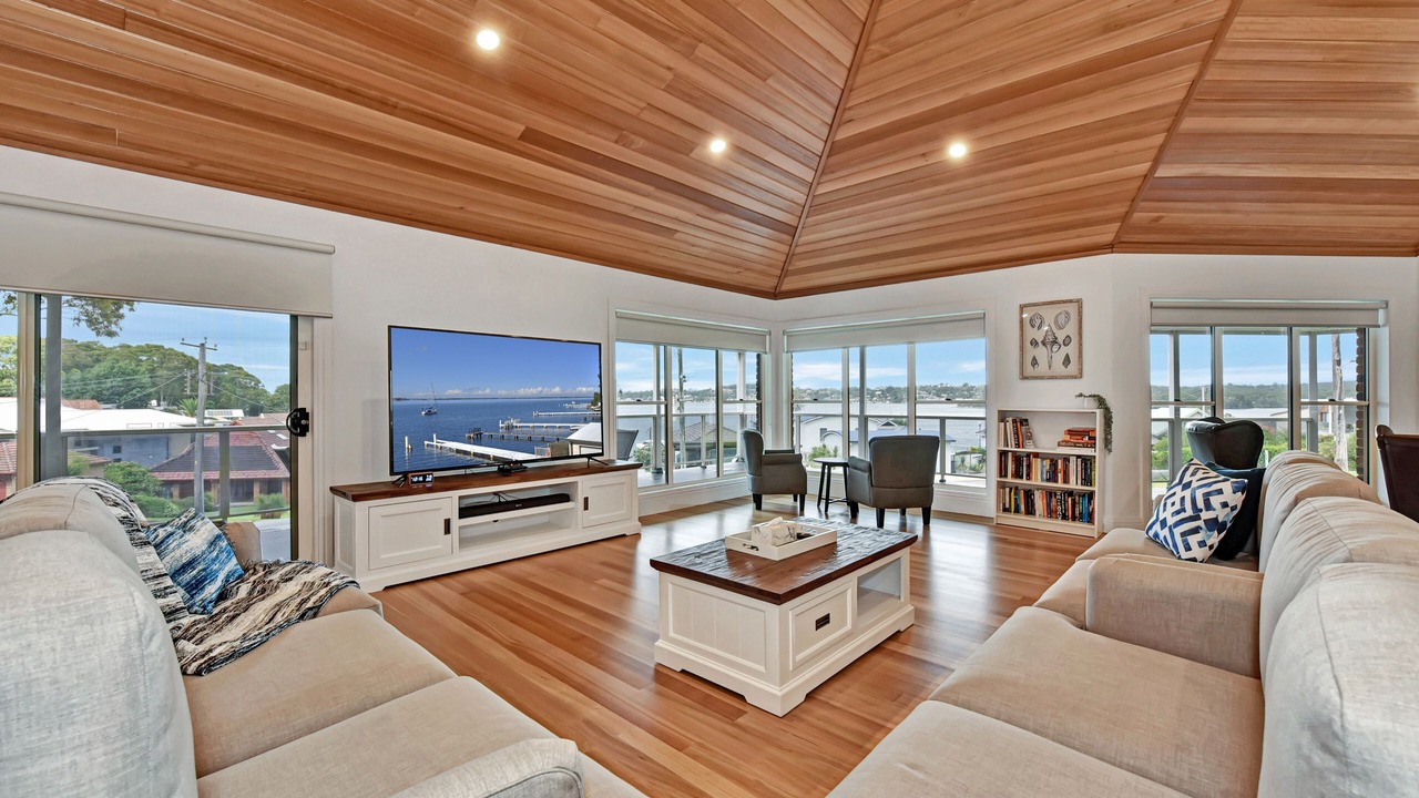 Photo of Livingroom in Lake Macquarie City Council