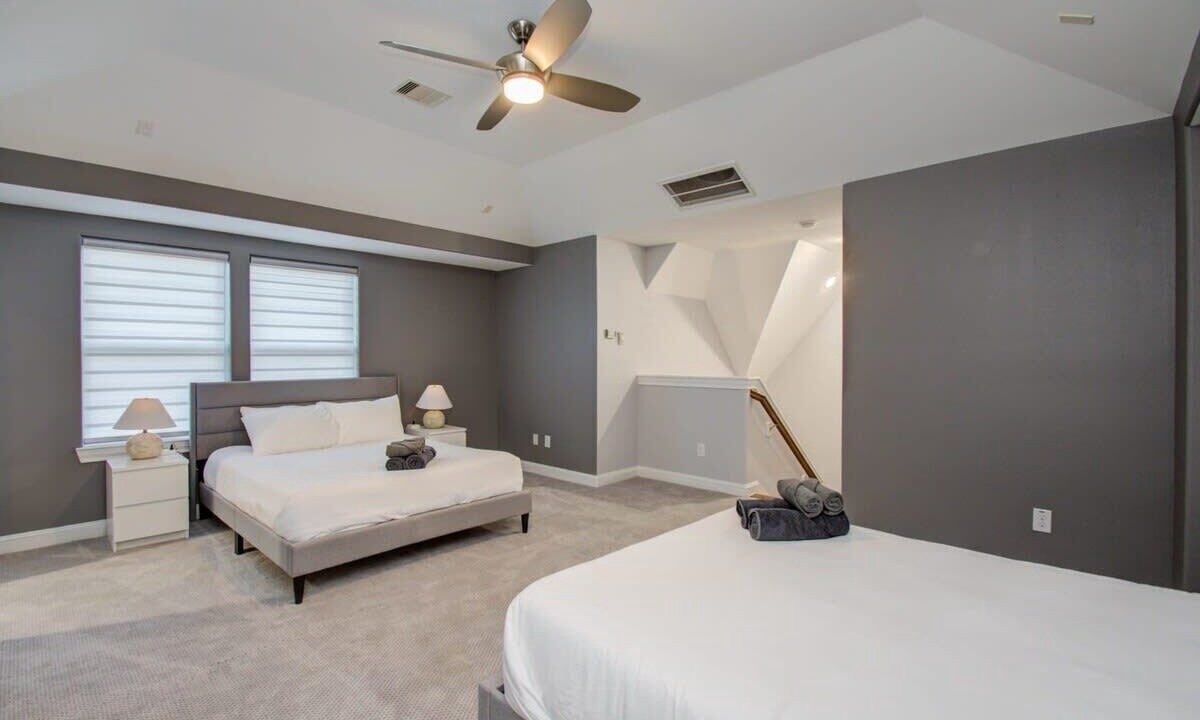 Photo of Bedroom in Washington Ave./ Memorial Park