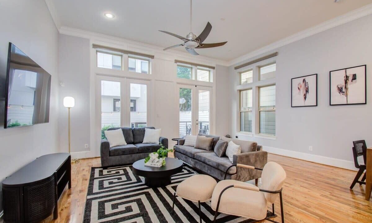 Photo of Bedroom in Washington Ave./ Memorial Park