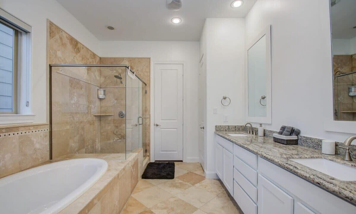 Photo of Bathroom in Washington Ave./ Memorial Park