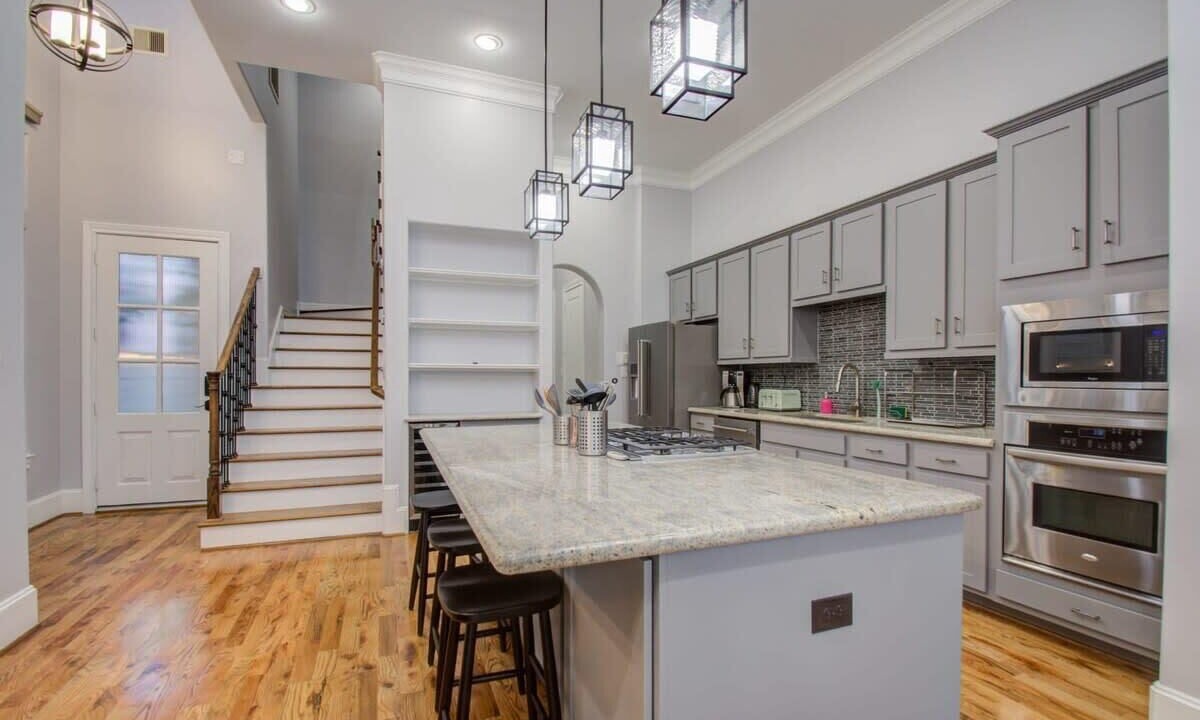 Photo of Kitchen in Washington Ave./ Memorial Park