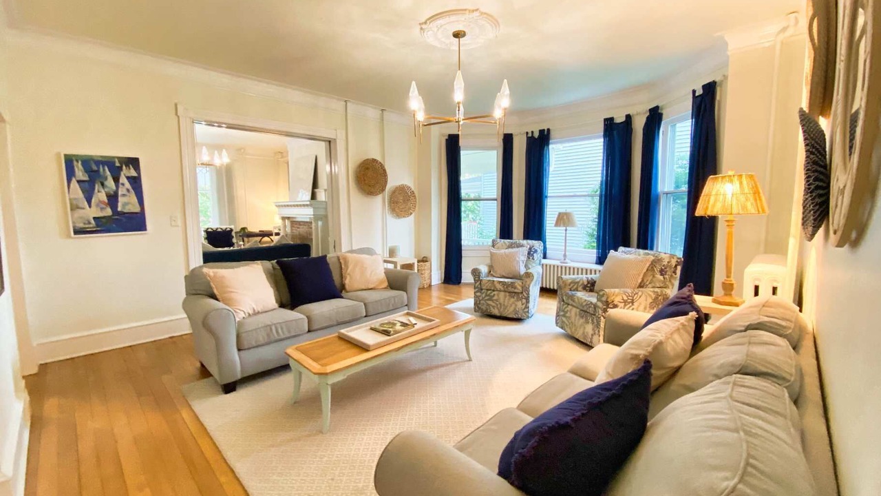 Photo of Livingroom in Cape Charles