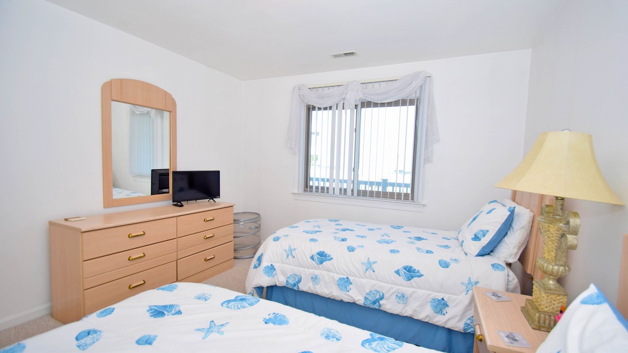 Photo of Bedroom in Heron Harbour Isle