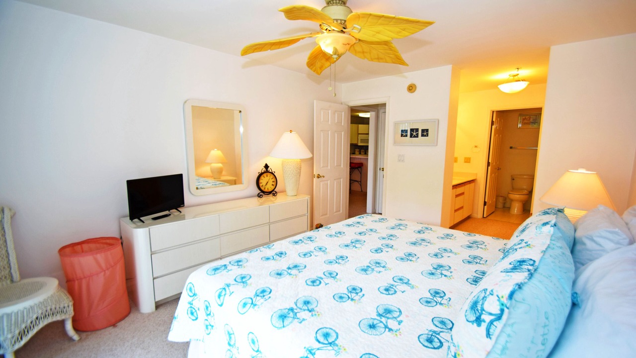 Photo of Bedroom in Heron Harbour Isle
