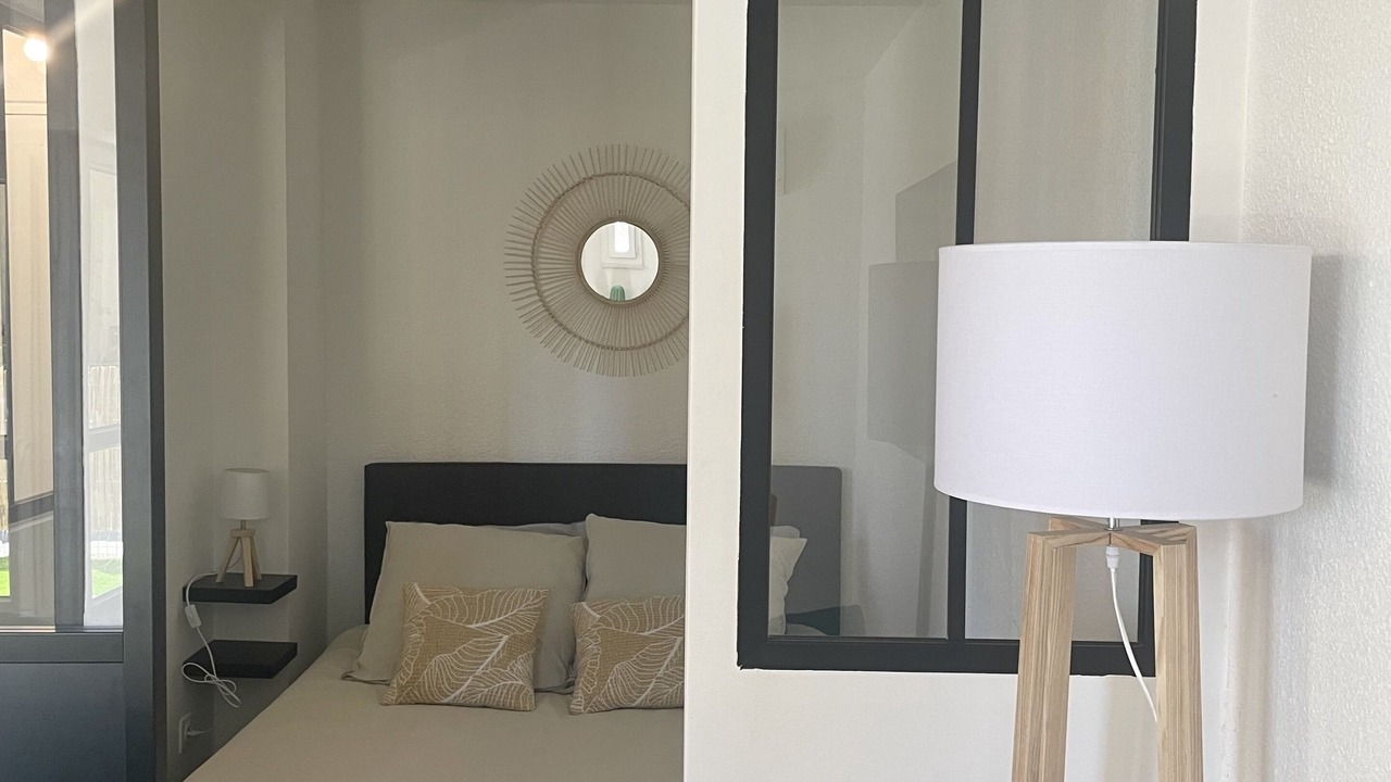 Photo of Bedroom in Les Baux-de-Provence