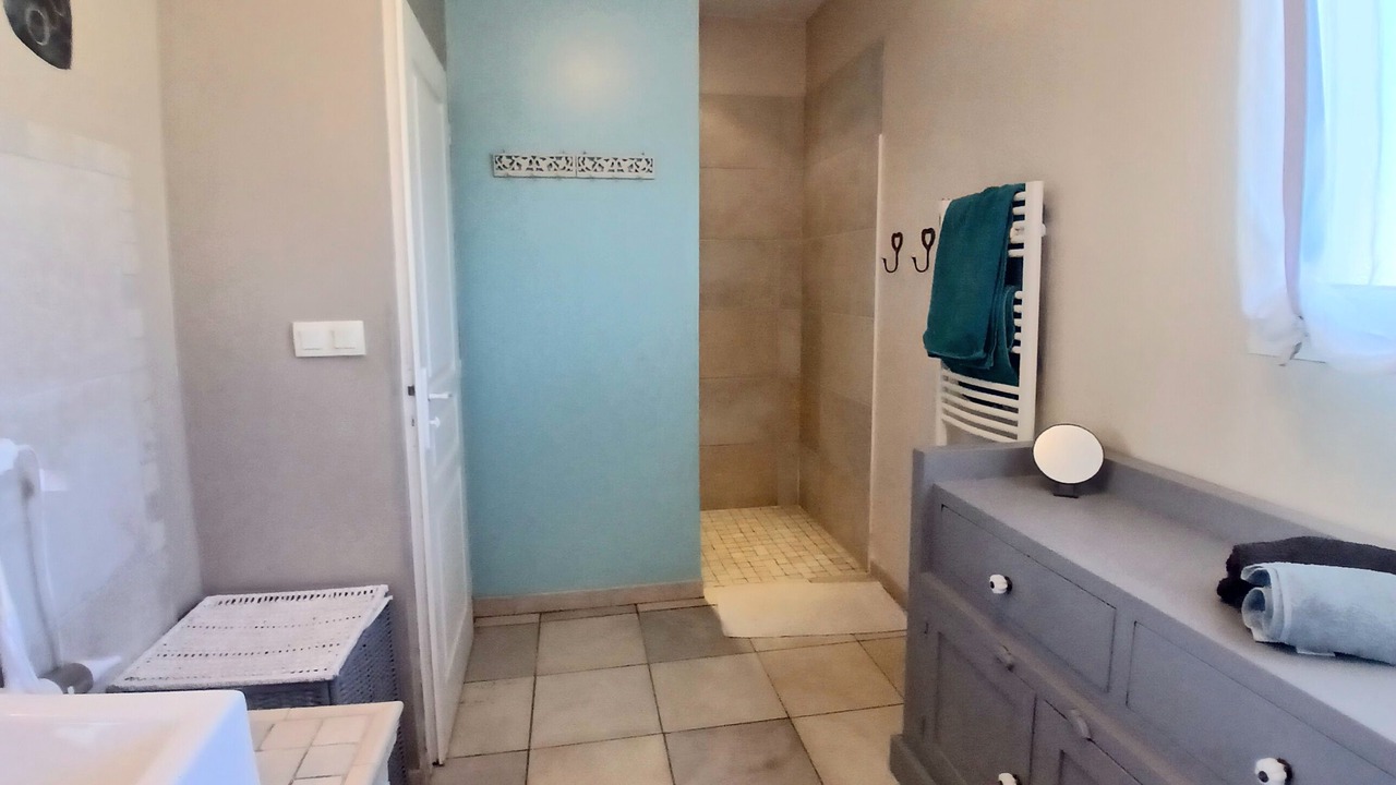 Photo of Bathroom in Audenge