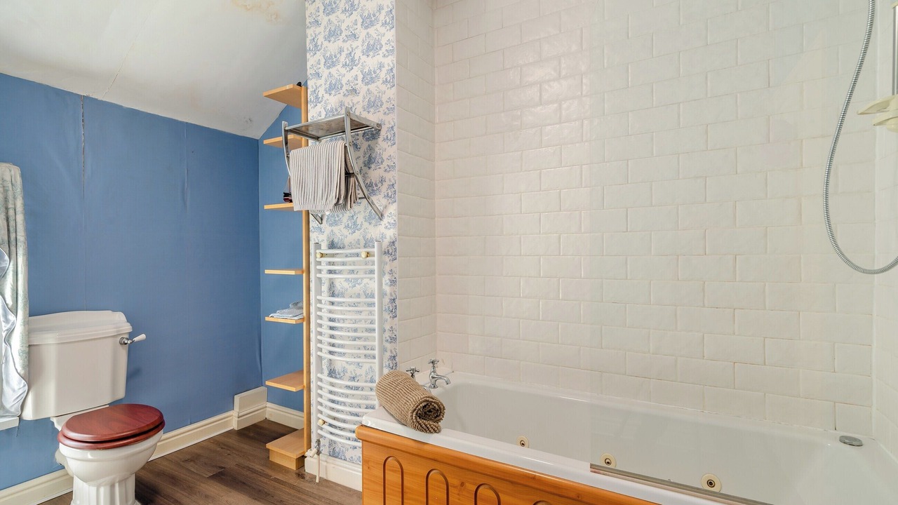 Photo of Bathroom in Grosmont