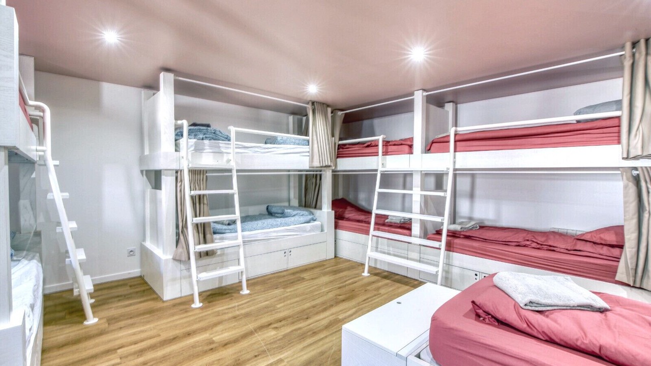 Photo of Bedroom in Vallon-sur-Gee