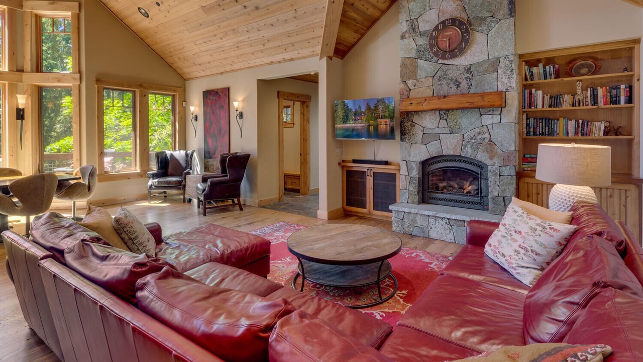 Photo of Livingroom in Carnelian Bay