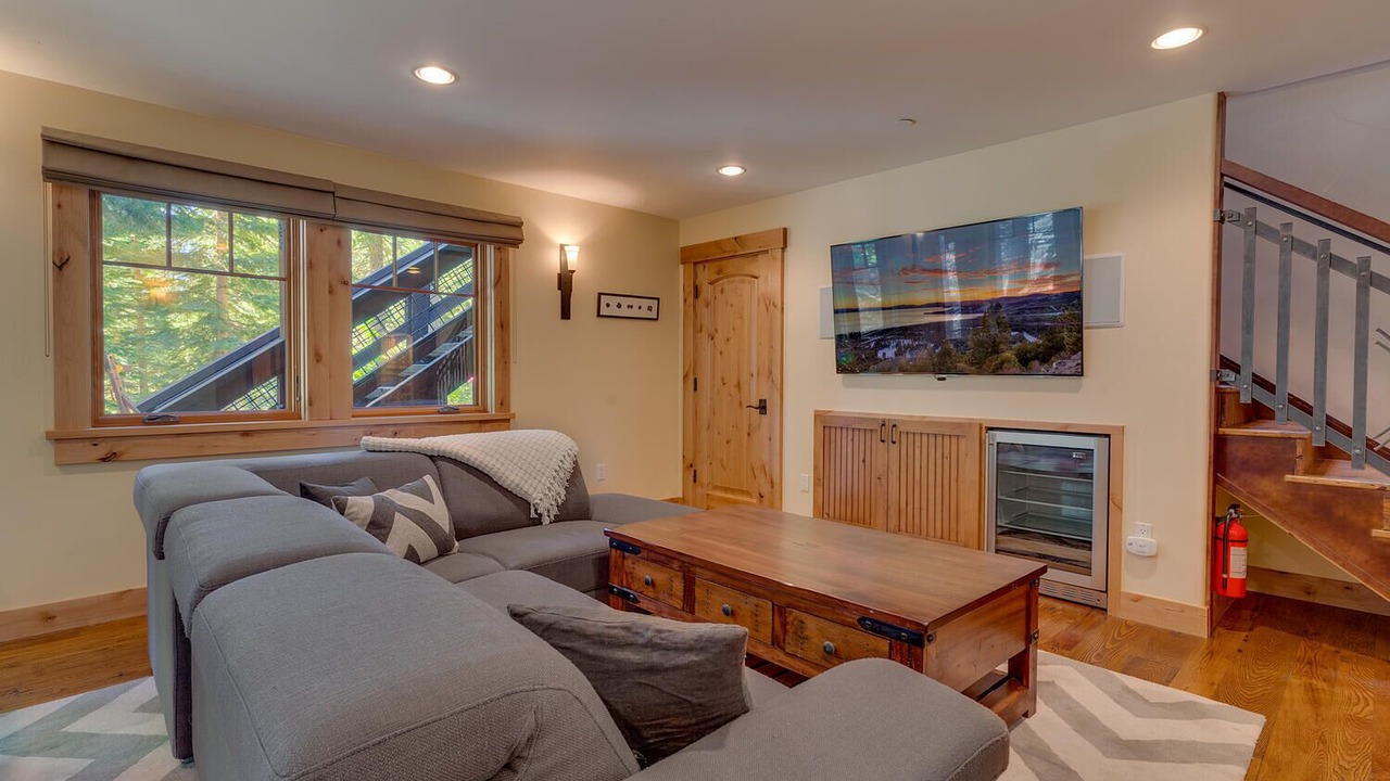 Photo of Livingroom in Carnelian Bay