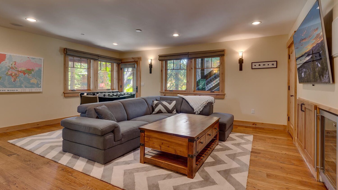 Photo of Livingroom in Carnelian Bay
