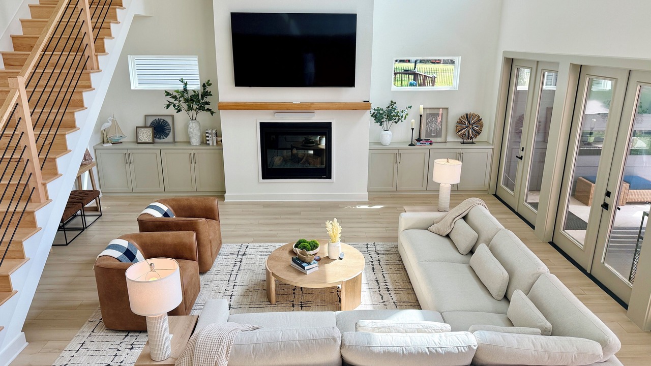 Photo of Livingroom in Enchanted Oaks