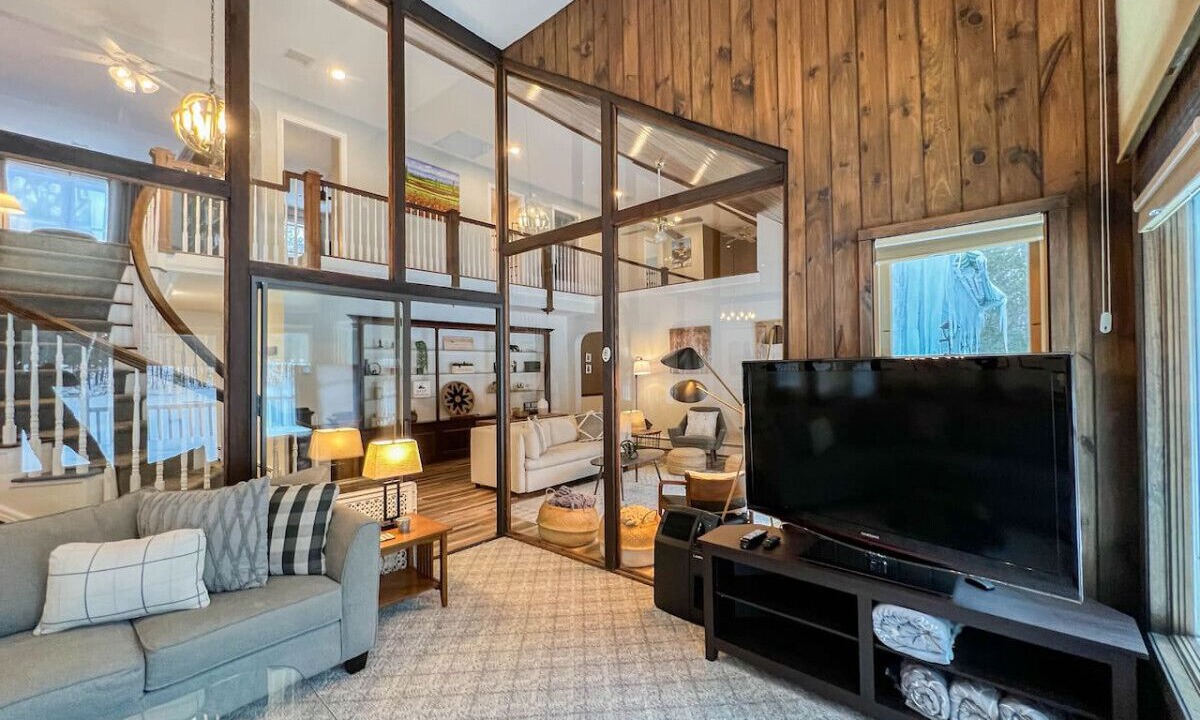 Photo of Livingroom in Bartlett