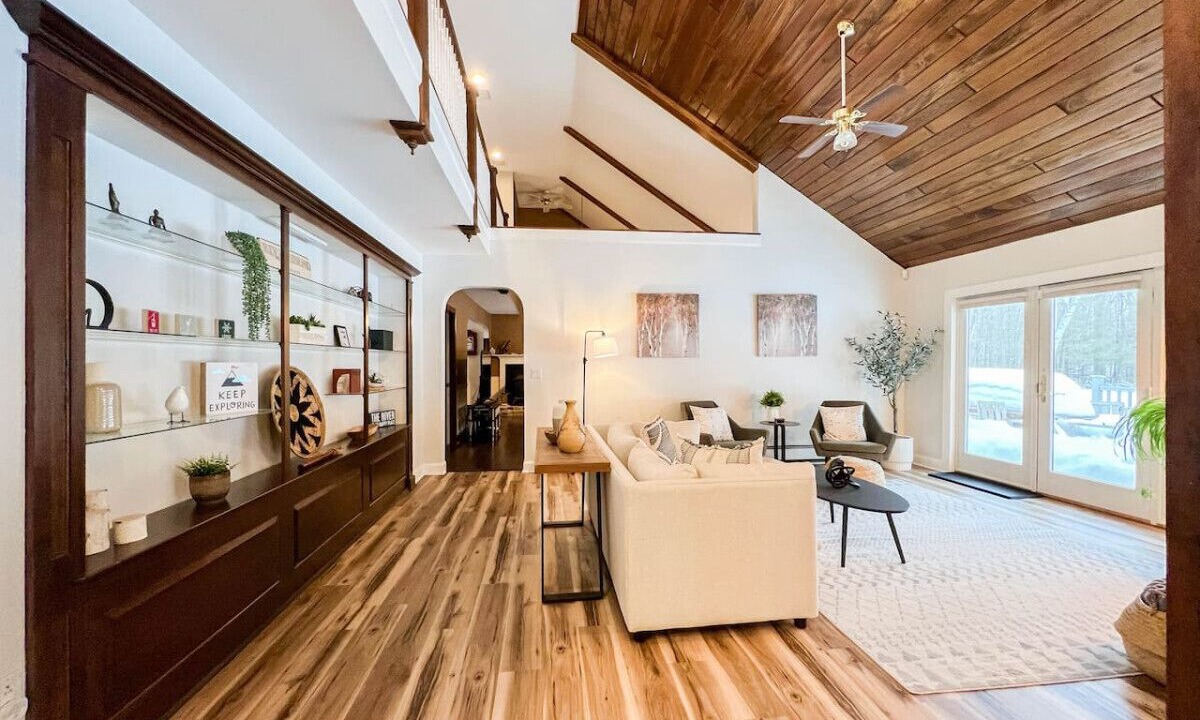 Photo of Livingroom in Bartlett