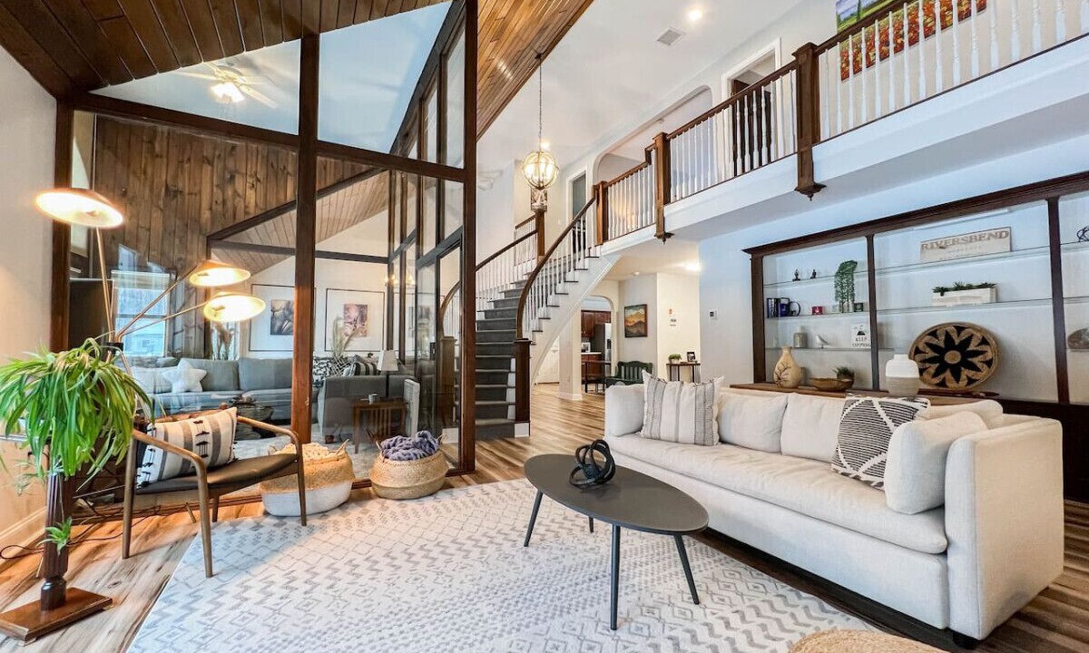 Photo of Livingroom in Bartlett