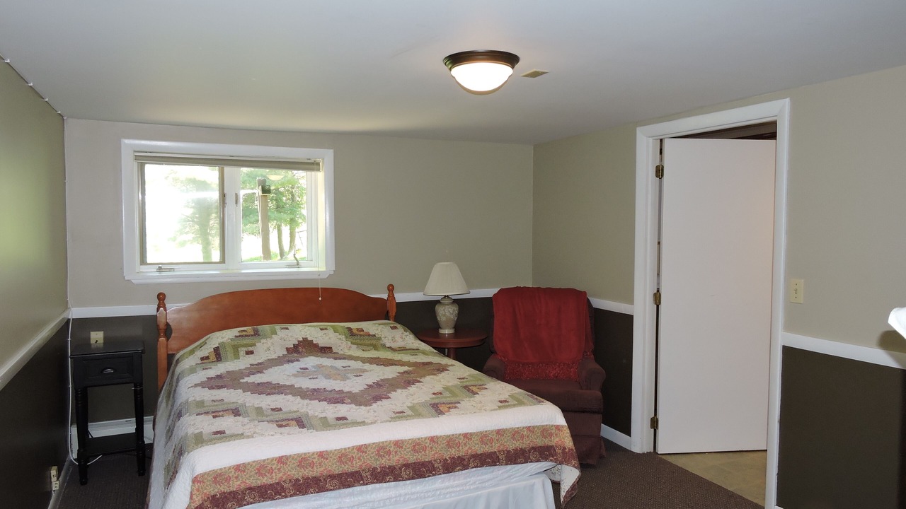Photo of Bedroom in Moultonborough
