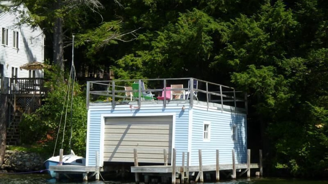 Photo of Others in Meredith