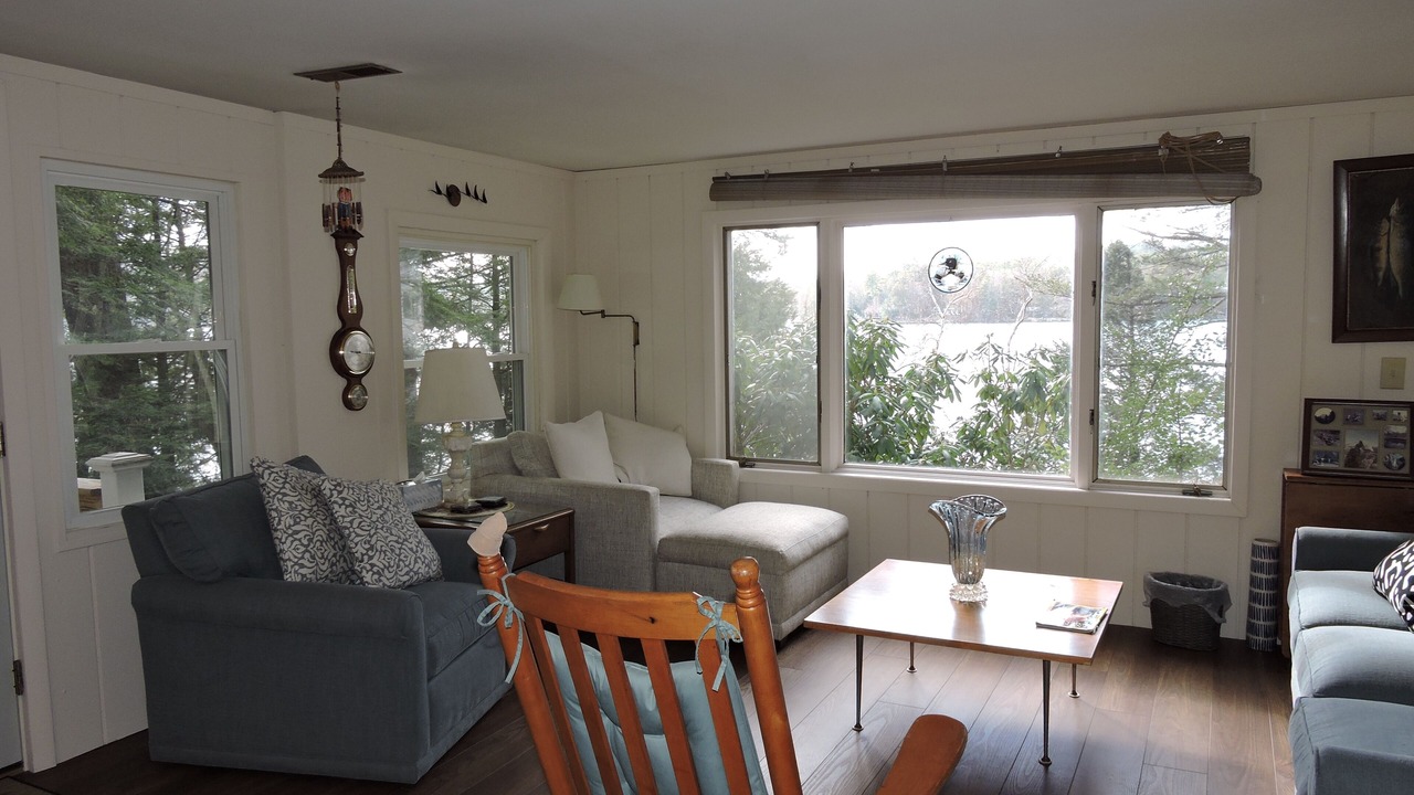 Photo of Livingroom in Meredith