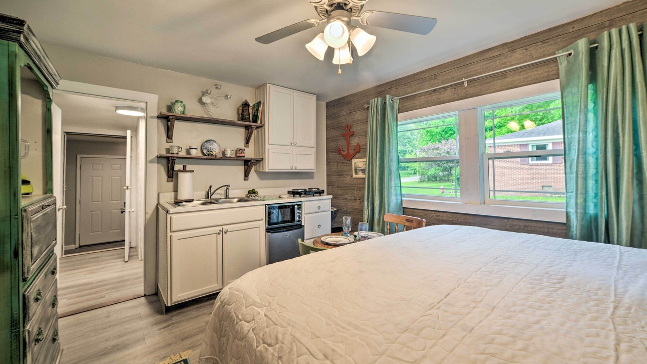 Photo of Bedroom in Grand Rivers