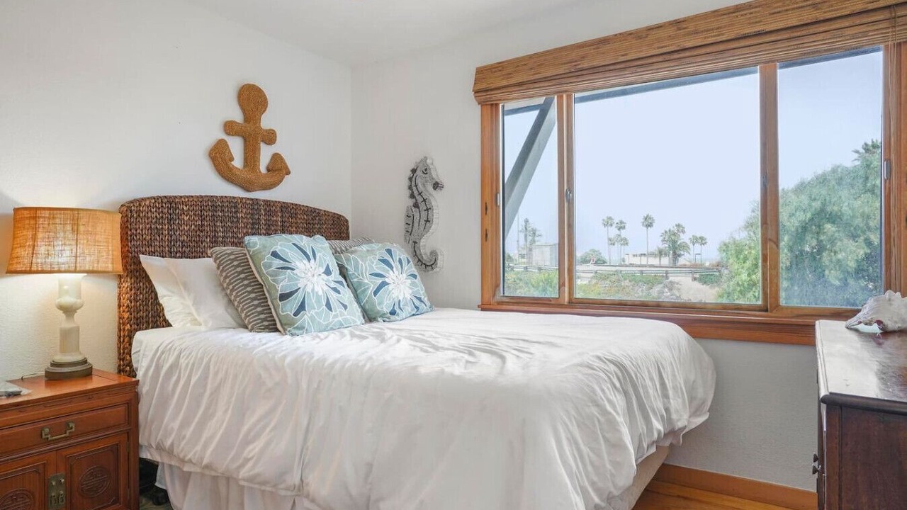 Photo of Bedroom in Del Mar