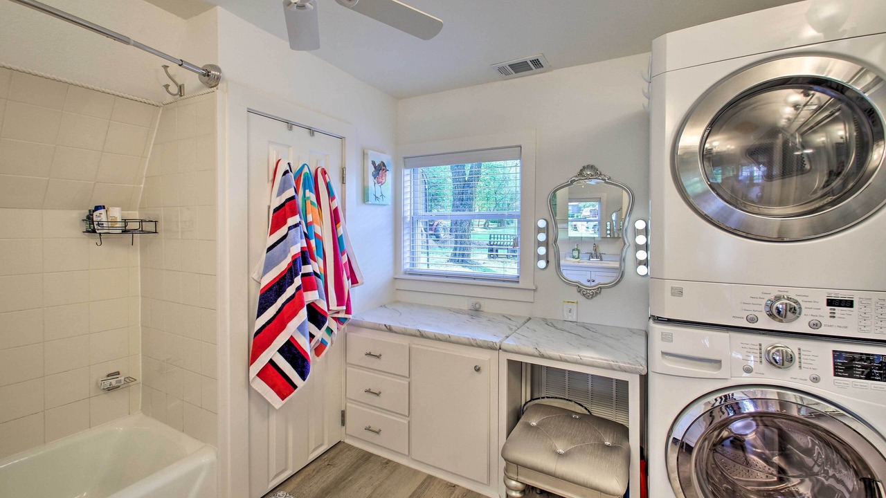 Photo of Bathroom in Lake Hamilton