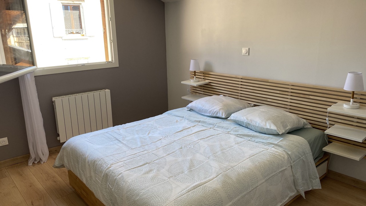 Photo of Bedroom in La Cote-Saint-Andre