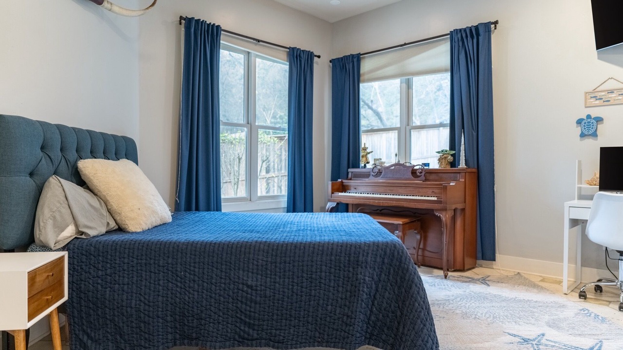 Photo of Bedroom in Davenport Ranch West