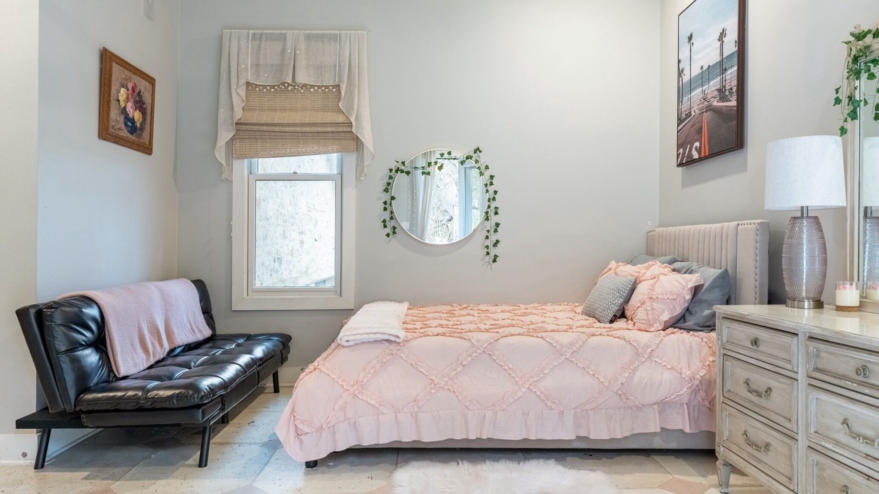 Photo of Bedroom in Davenport Ranch West