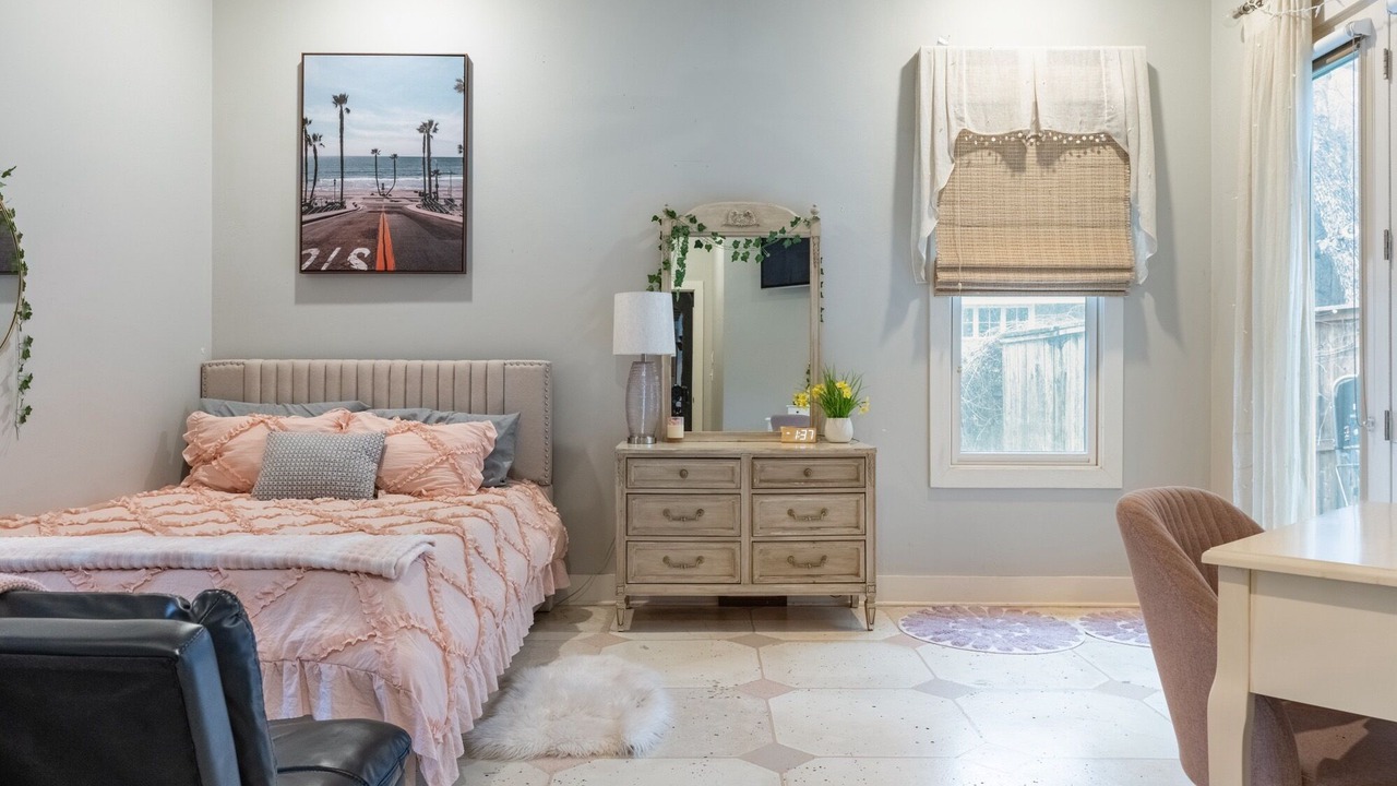 Photo of Bedroom in Davenport Ranch West