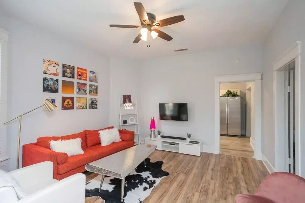 Photo of Livingroom in McFerrin Park