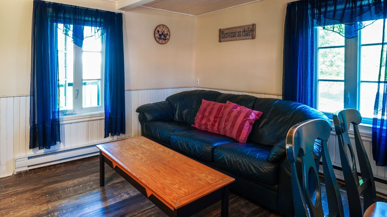 Photo of Livingroom in Saint-Alphonse-Rodriguez
