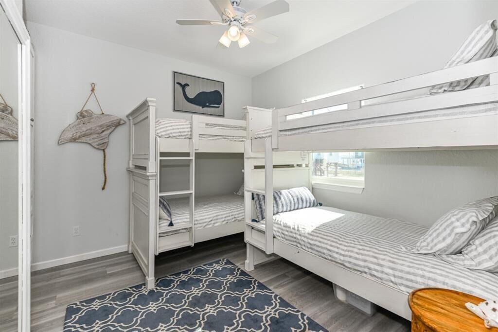Photo of Bedroom in Surfside Beach