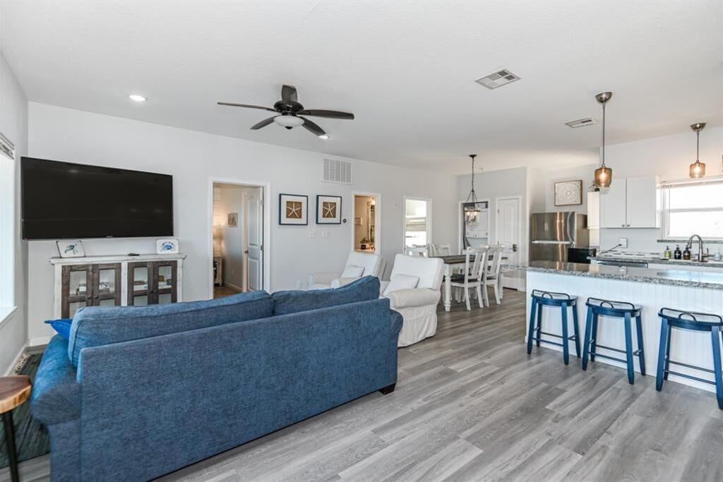 Photo of Livingroom in Surfside Beach