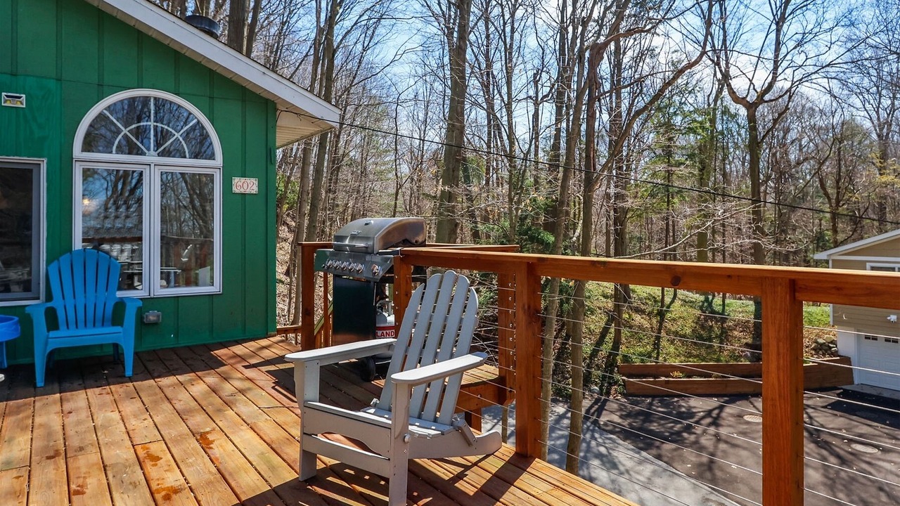 Photo of Patio Balcony in Shorewood-Tower Hills-Harbert