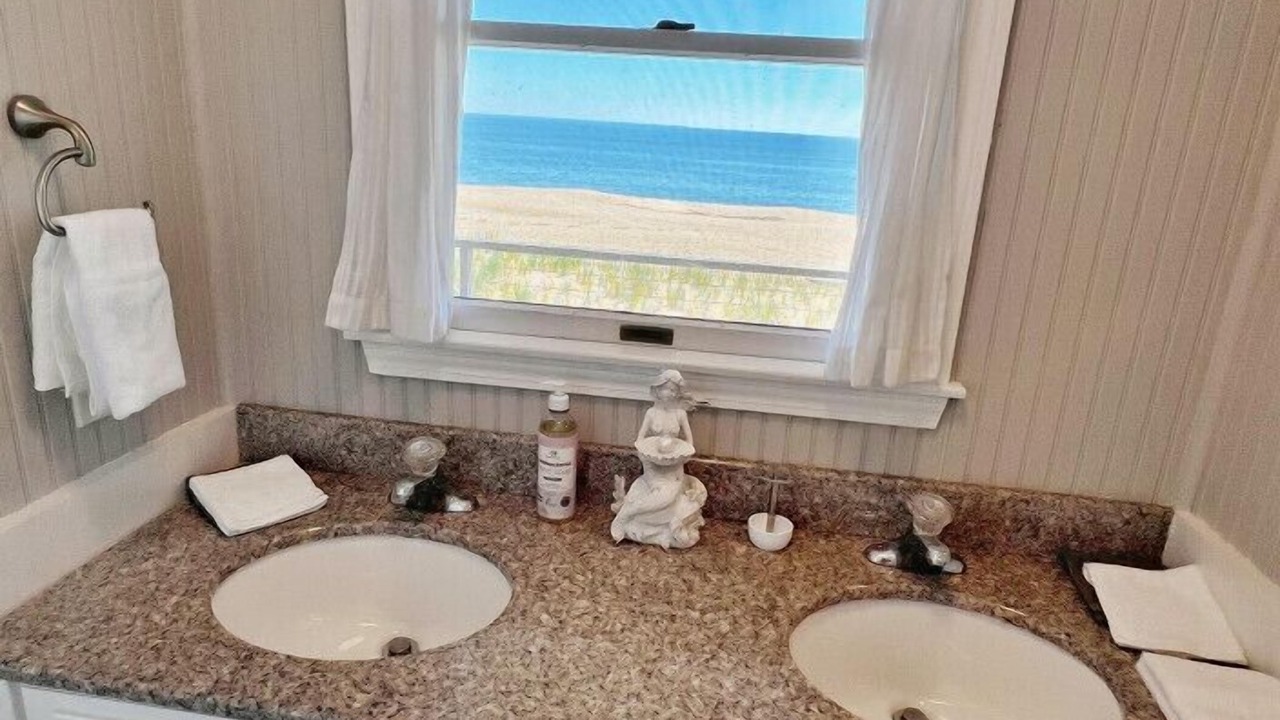 Photo of Bathroom in Newbury