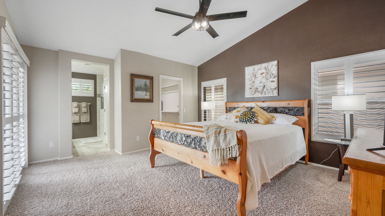 Photo of Bedroom in Palm Valley