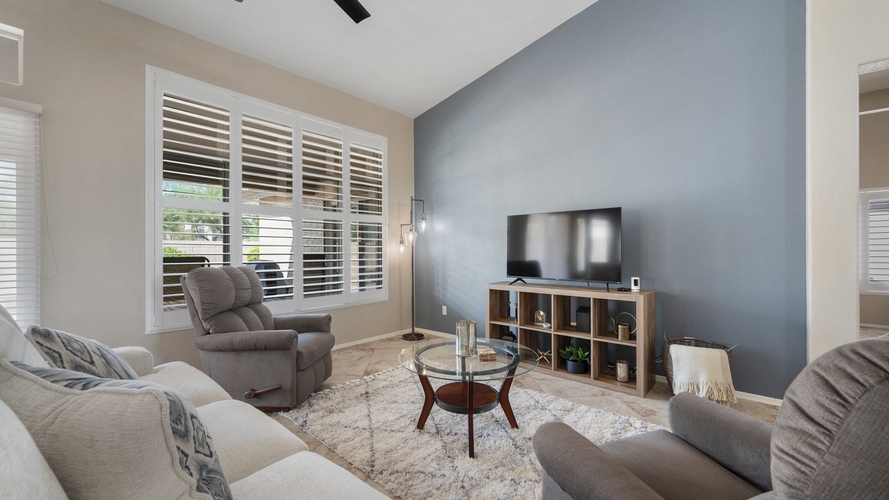Photo of Livingroom in Palm Valley