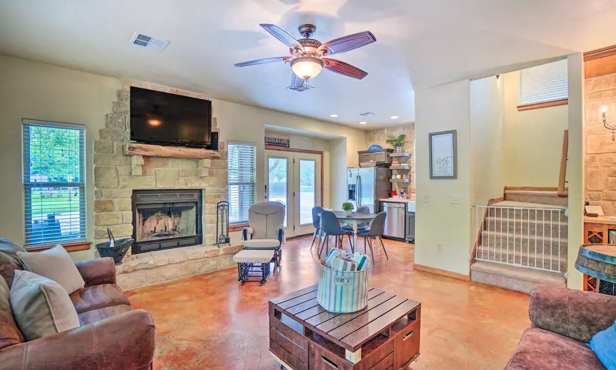 Photo of Livingroom in Medicine Park