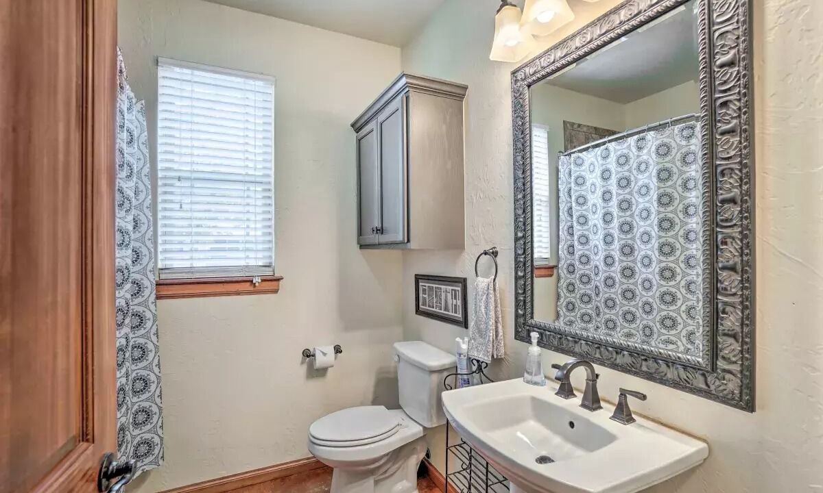 Photo of Bathroom in Medicine Park