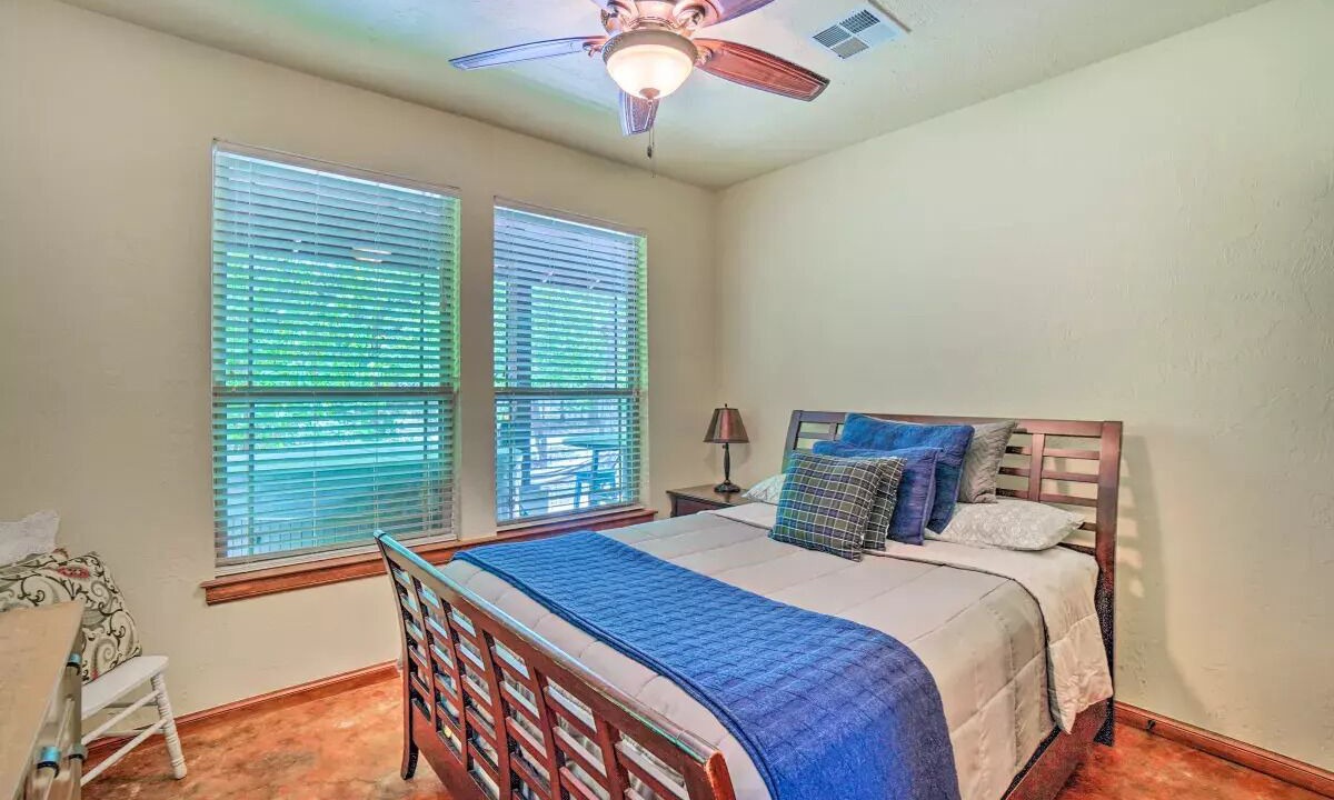 Photo of Bedroom in Medicine Park