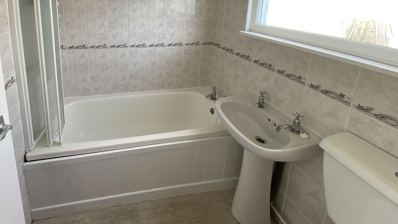 Photo of Bathroom in Kessingland