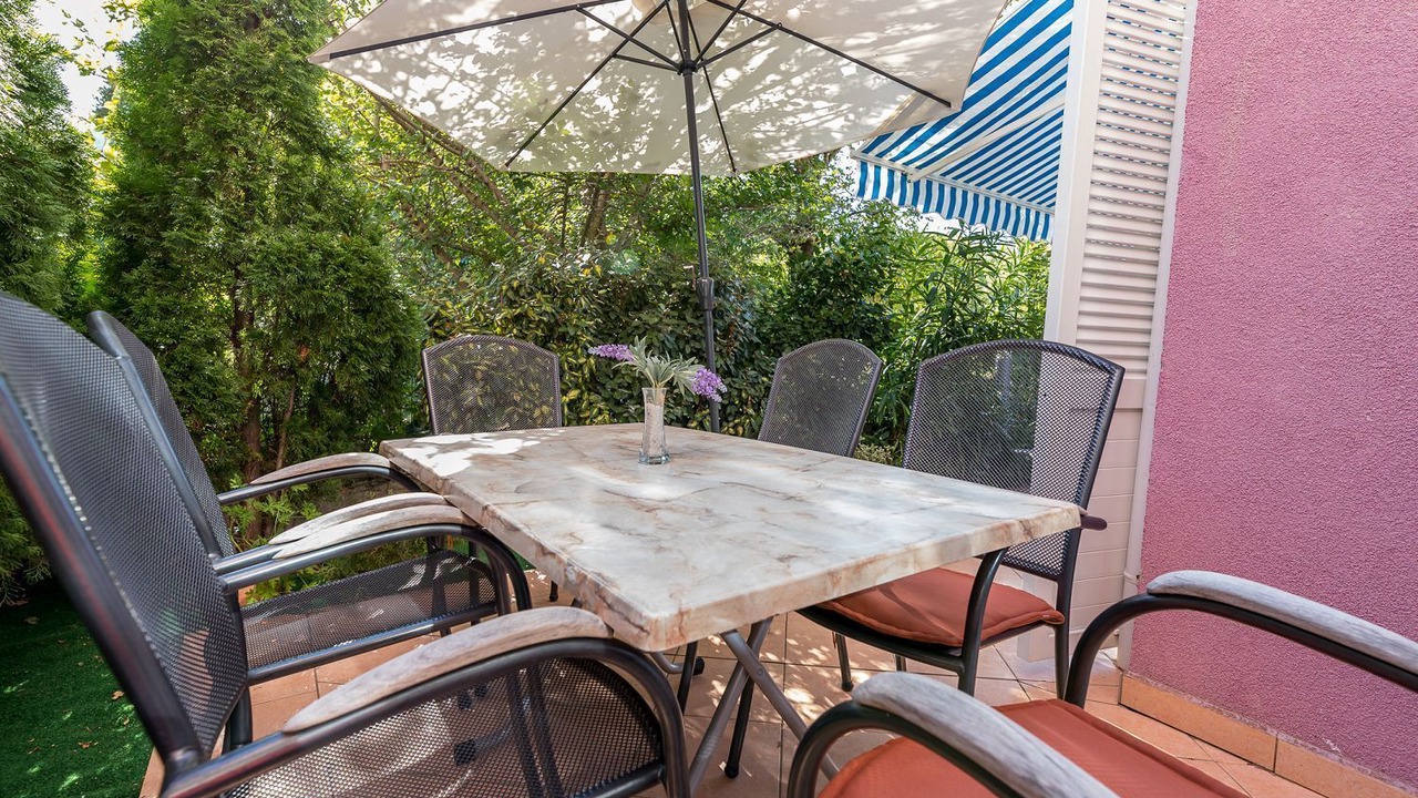 Photo of Outdoor in Jurandvor