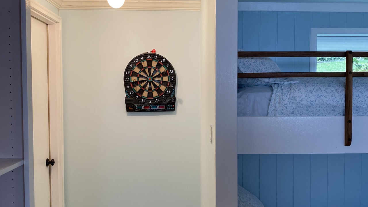 Photo of Bedroom in Grove
