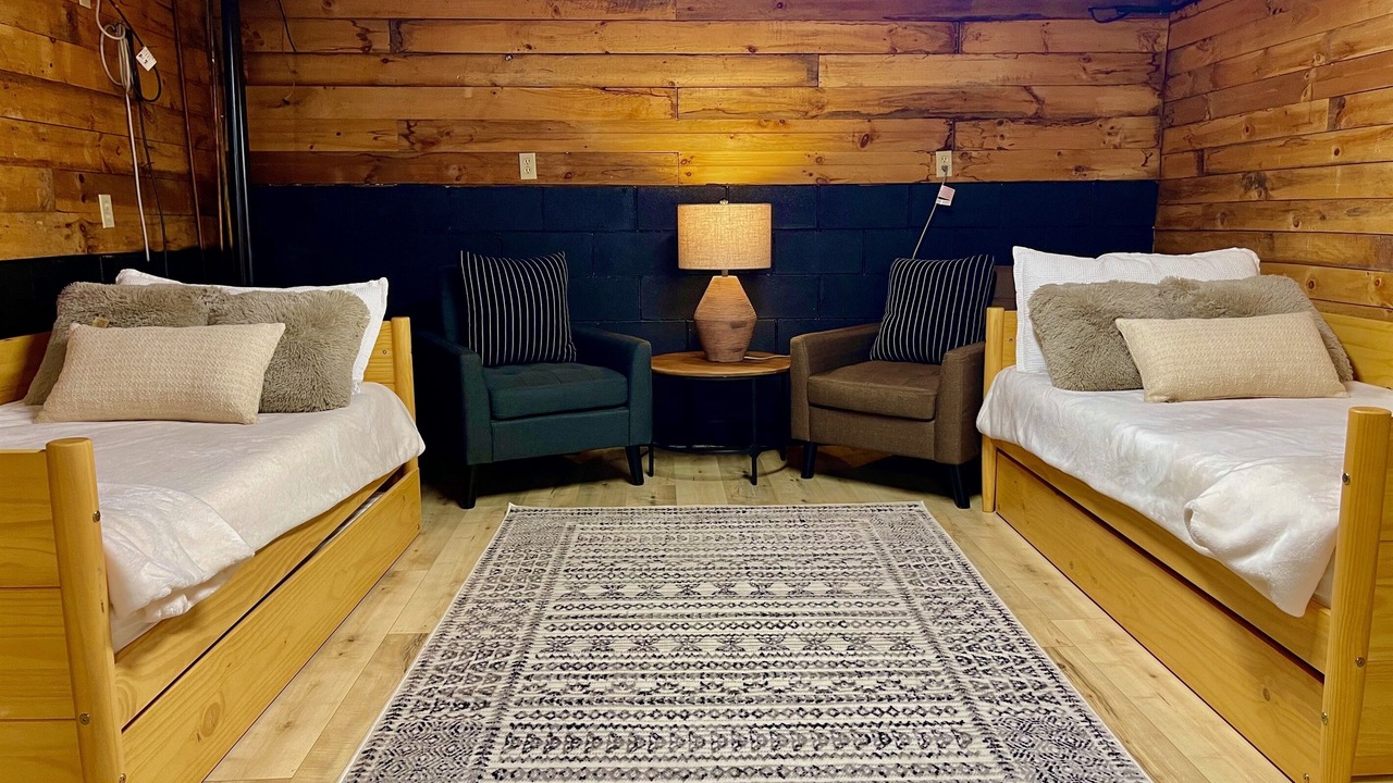 Photo of Others in Johnson